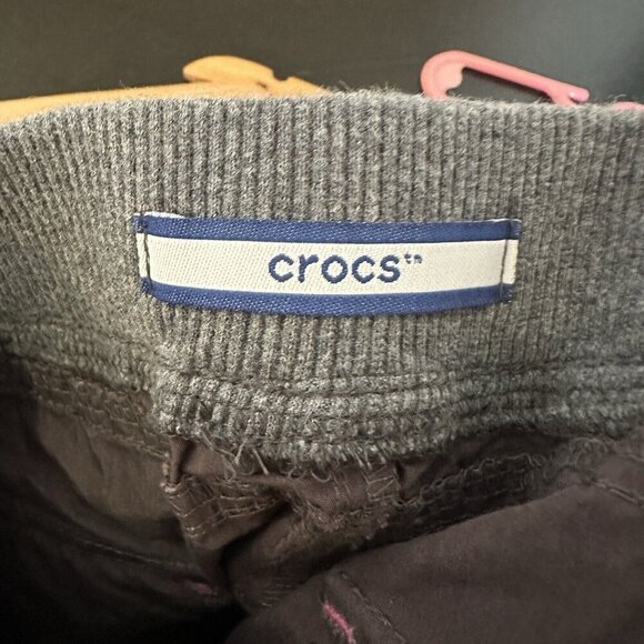 Crocs Boys Shorts Elastic Waist 110 4-5 Grey Yellow Writing - Picture 4 of 5